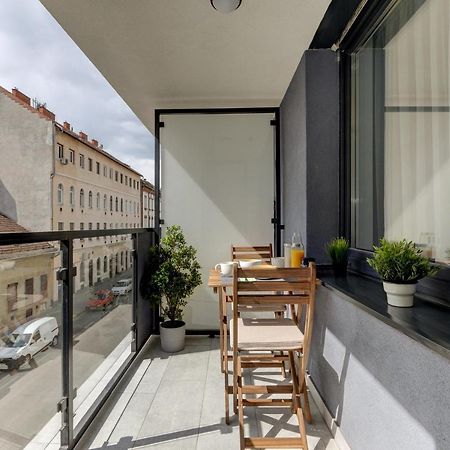 Pure Happiness Apartment Budapest Eksteriør bilde