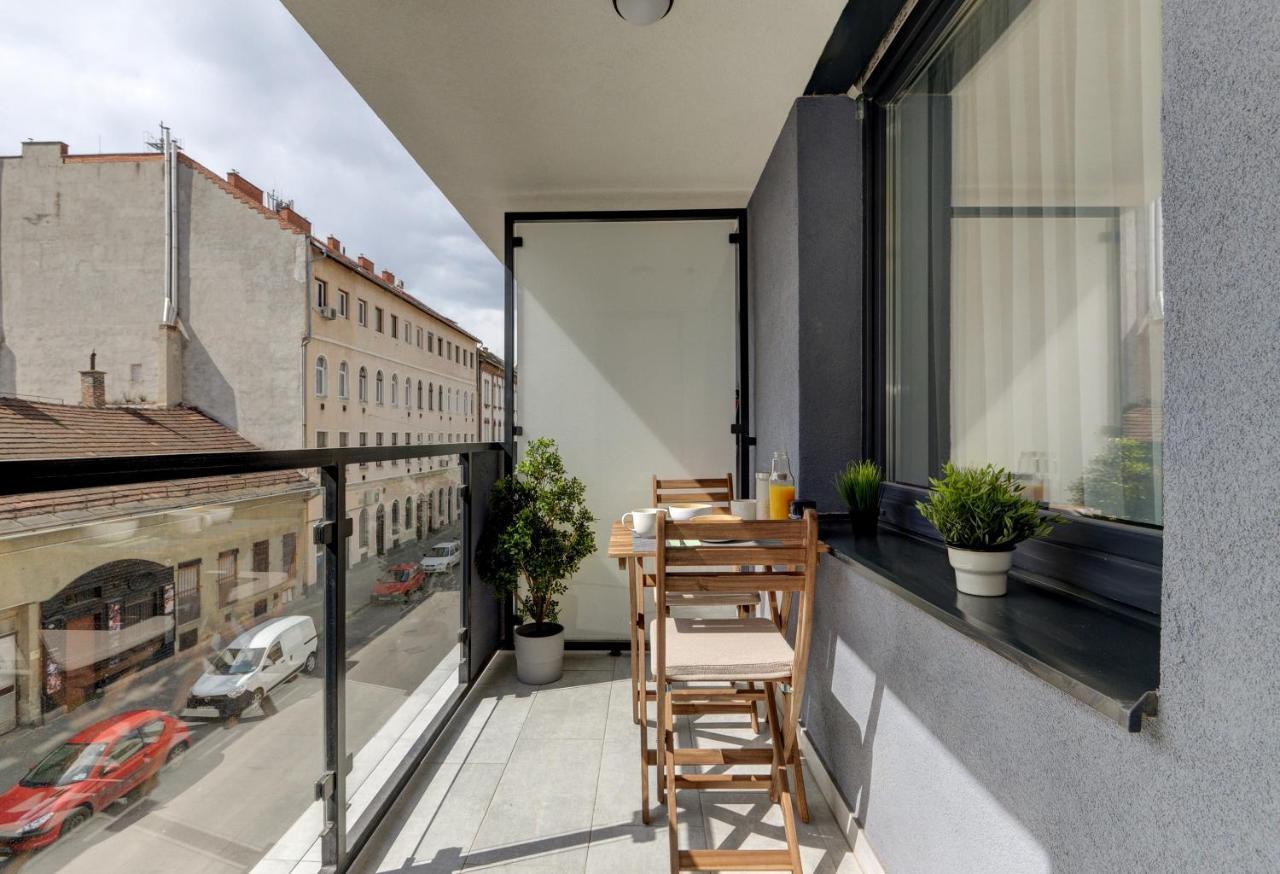 Pure Happiness Apartment Budapest Eksteriør bilde